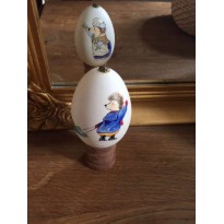 La luge du Petit Hérisson, oeuf d'oie peint à la main