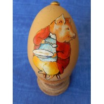 Oeuf peint &agrave; la main, Cochonnet Rebondi, sujet Beatrix Potter
